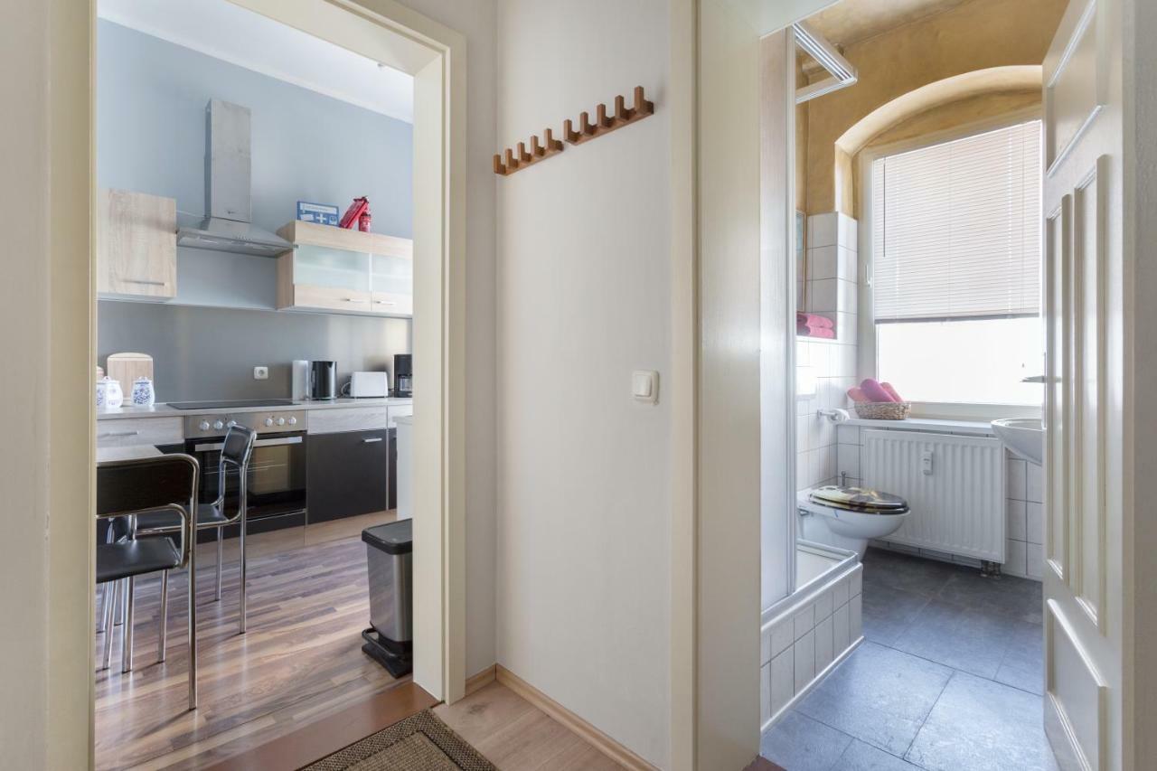 Ferienwohnung Residenz: Spacious Apartments for Groups up to 6 Dresden Exterior photo
