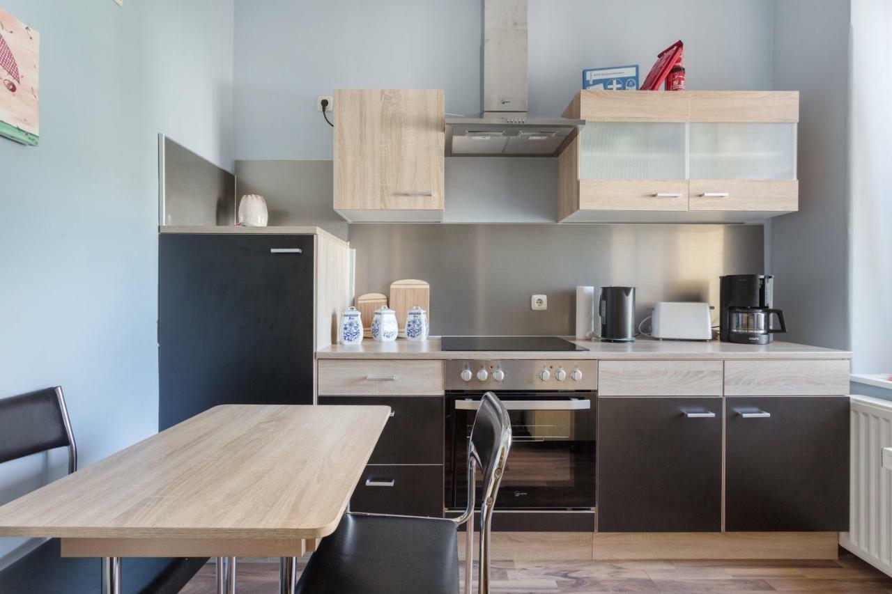 Ferienwohnung Residenz: Spacious Apartments for Groups up to 6 Dresden Exterior photo